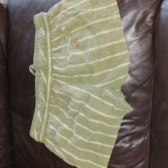 (LAST CALL) Roxy shorts - Picture 4 of 4